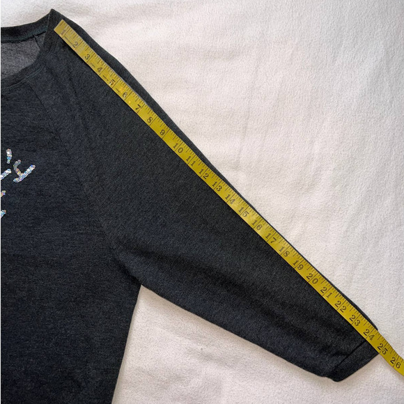 Victoria's Secret Gray with Sequin Graphic Crew Neck Pull Over Sweater- L - Picture 10 of 13